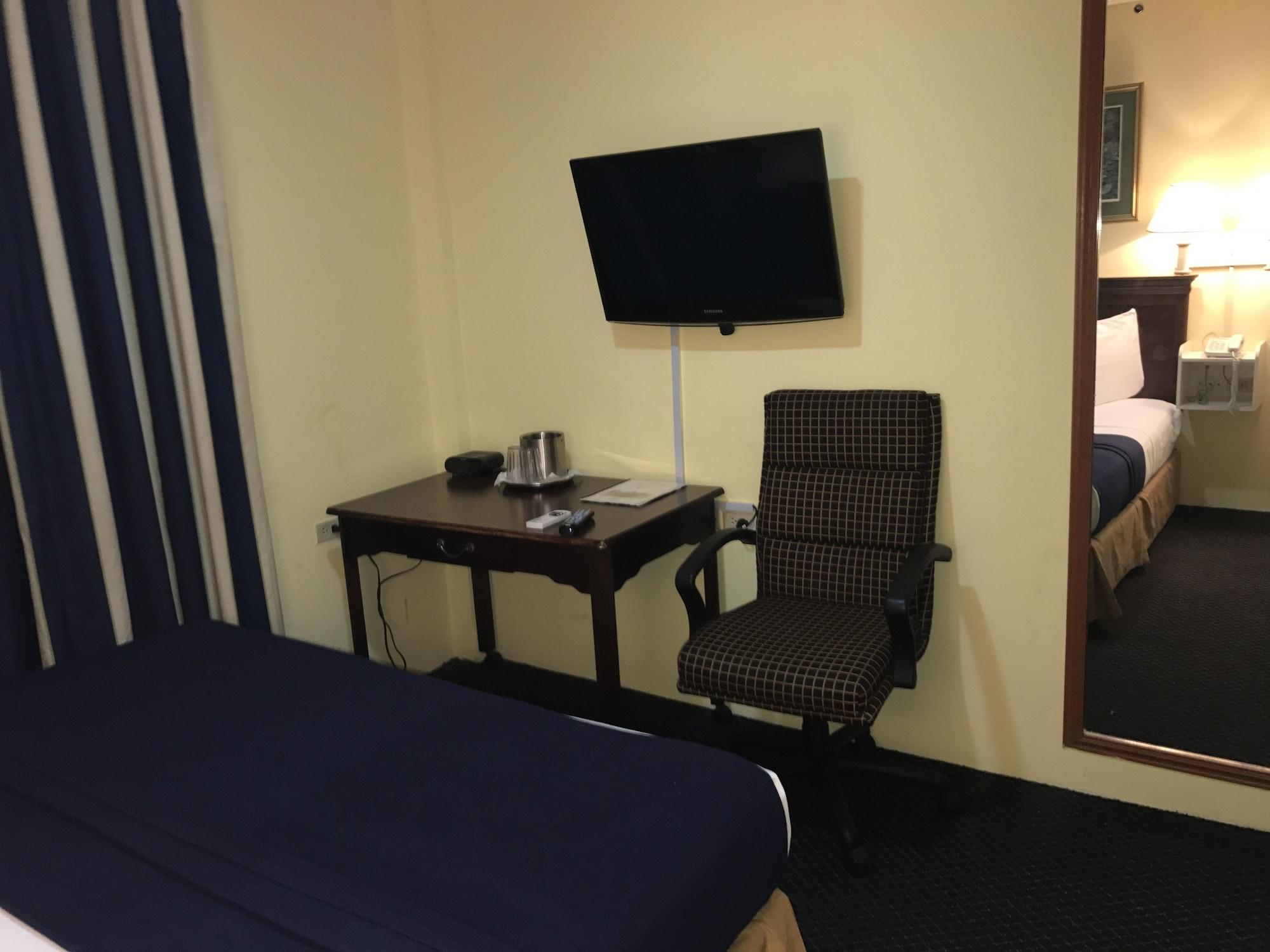 Airport Suites Hotel Piarco Exterior foto