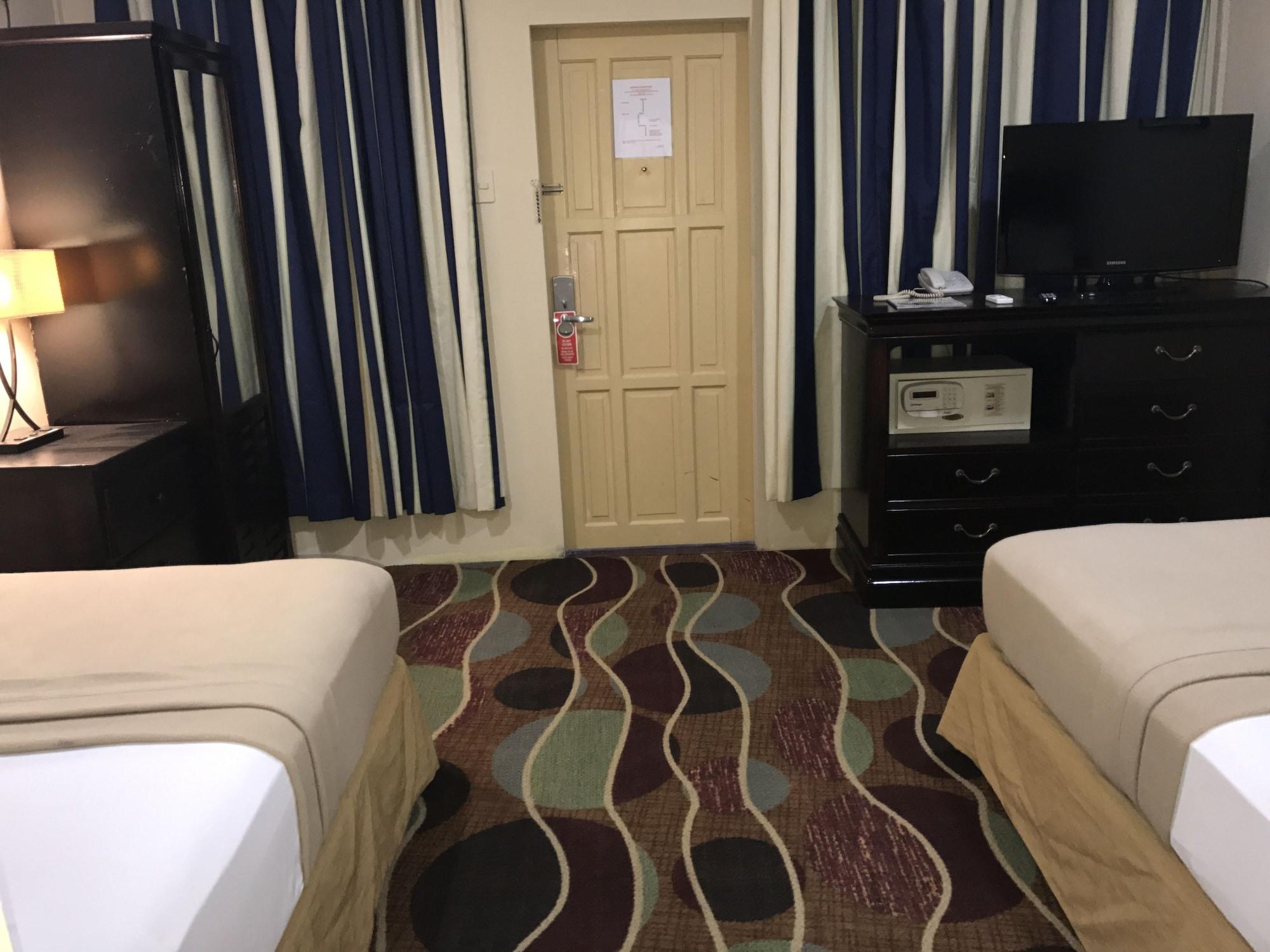 Airport Suites Hotel Piarco Exterior foto