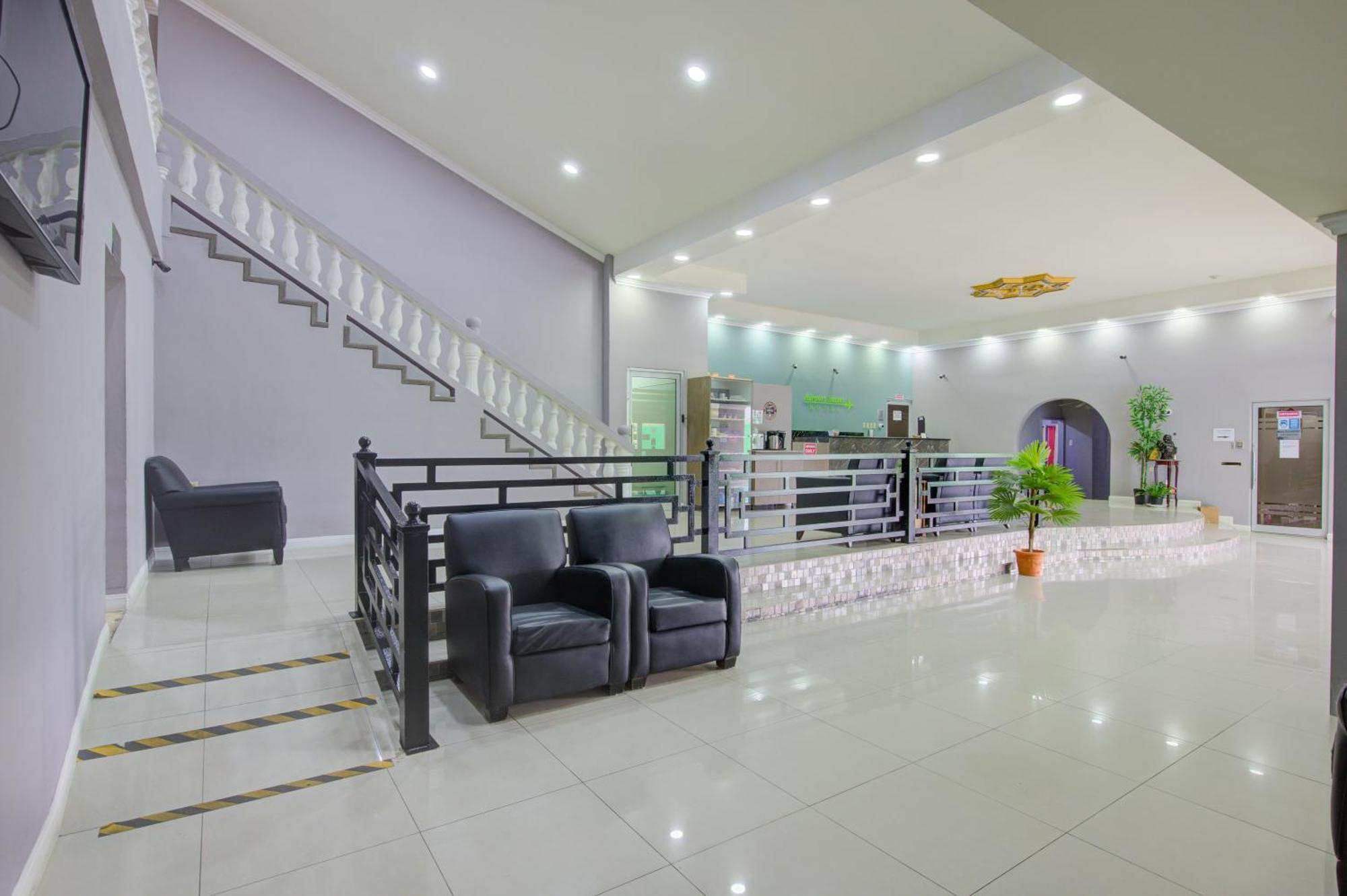 Airport Suites Hotel Piarco Exterior foto