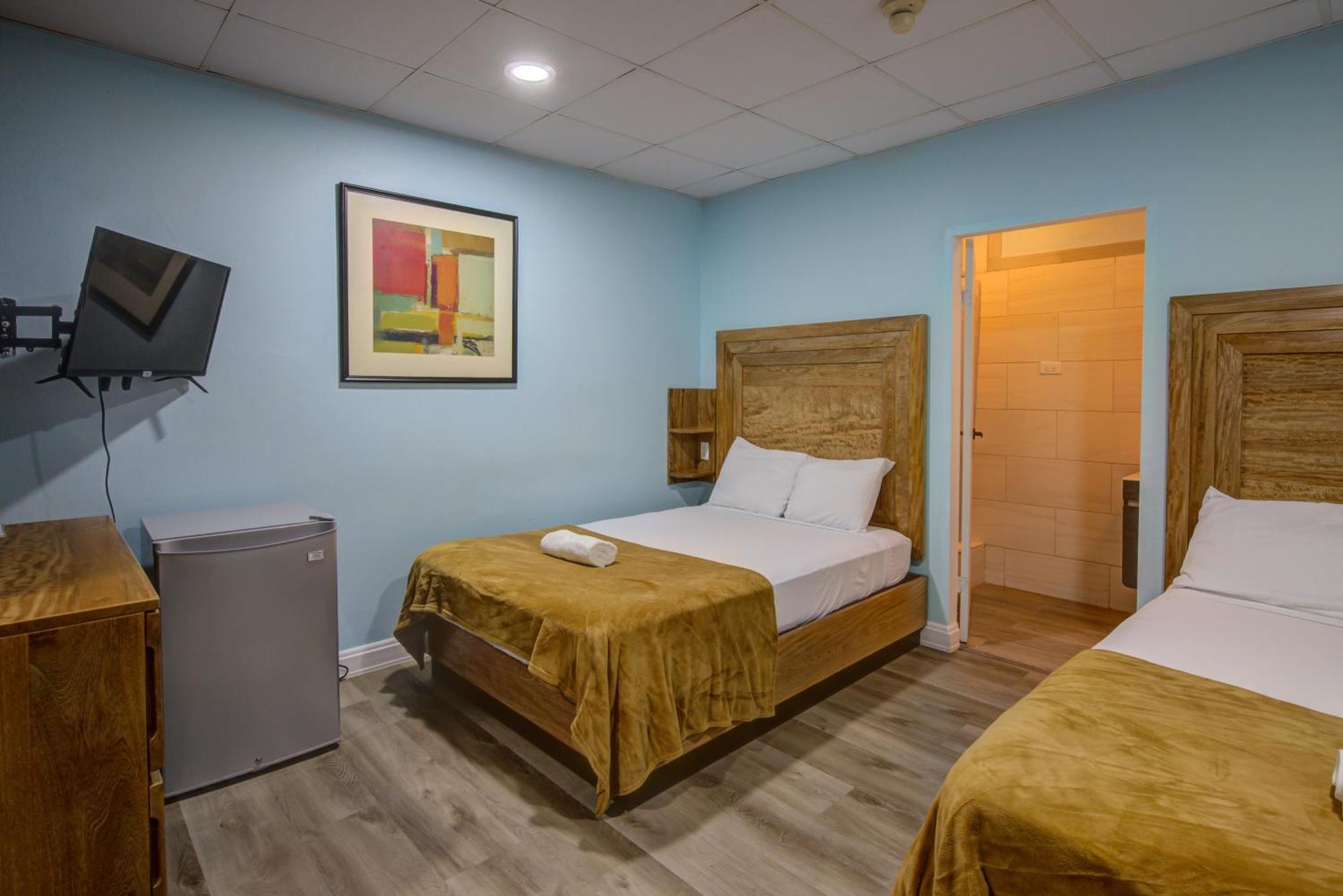 Airport Suites Hotel Piarco Exterior foto