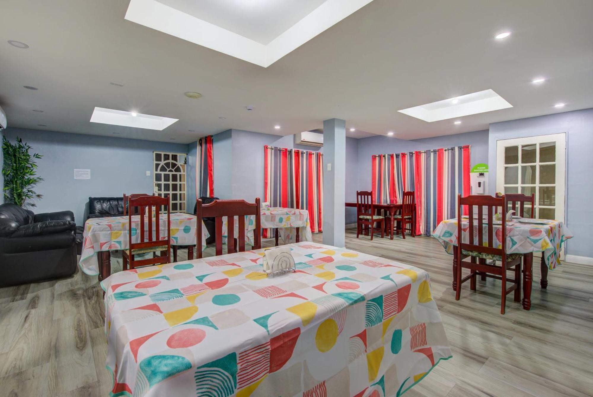 Airport Suites Hotel Piarco Exterior foto