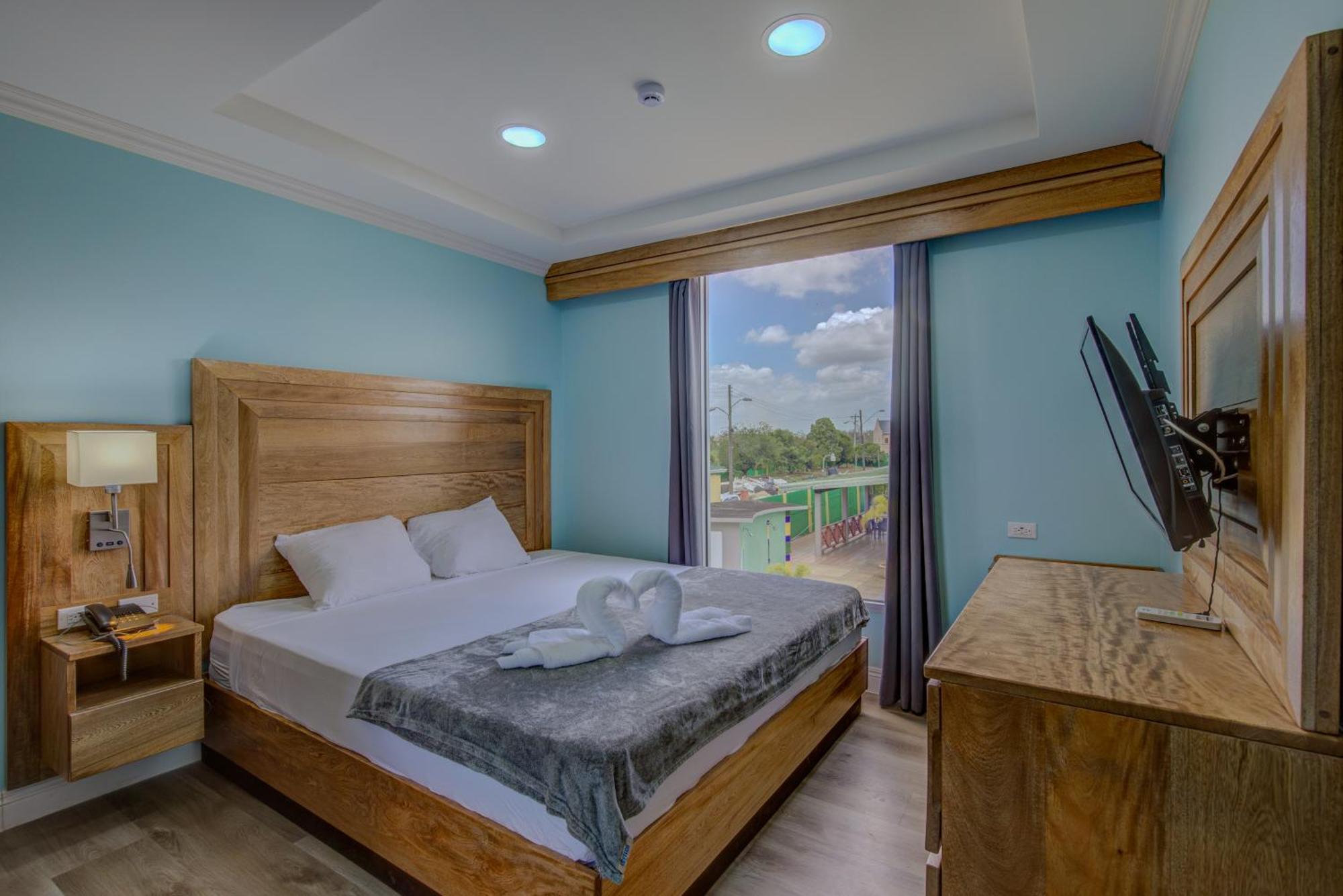 Airport Suites Hotel Piarco Exterior foto