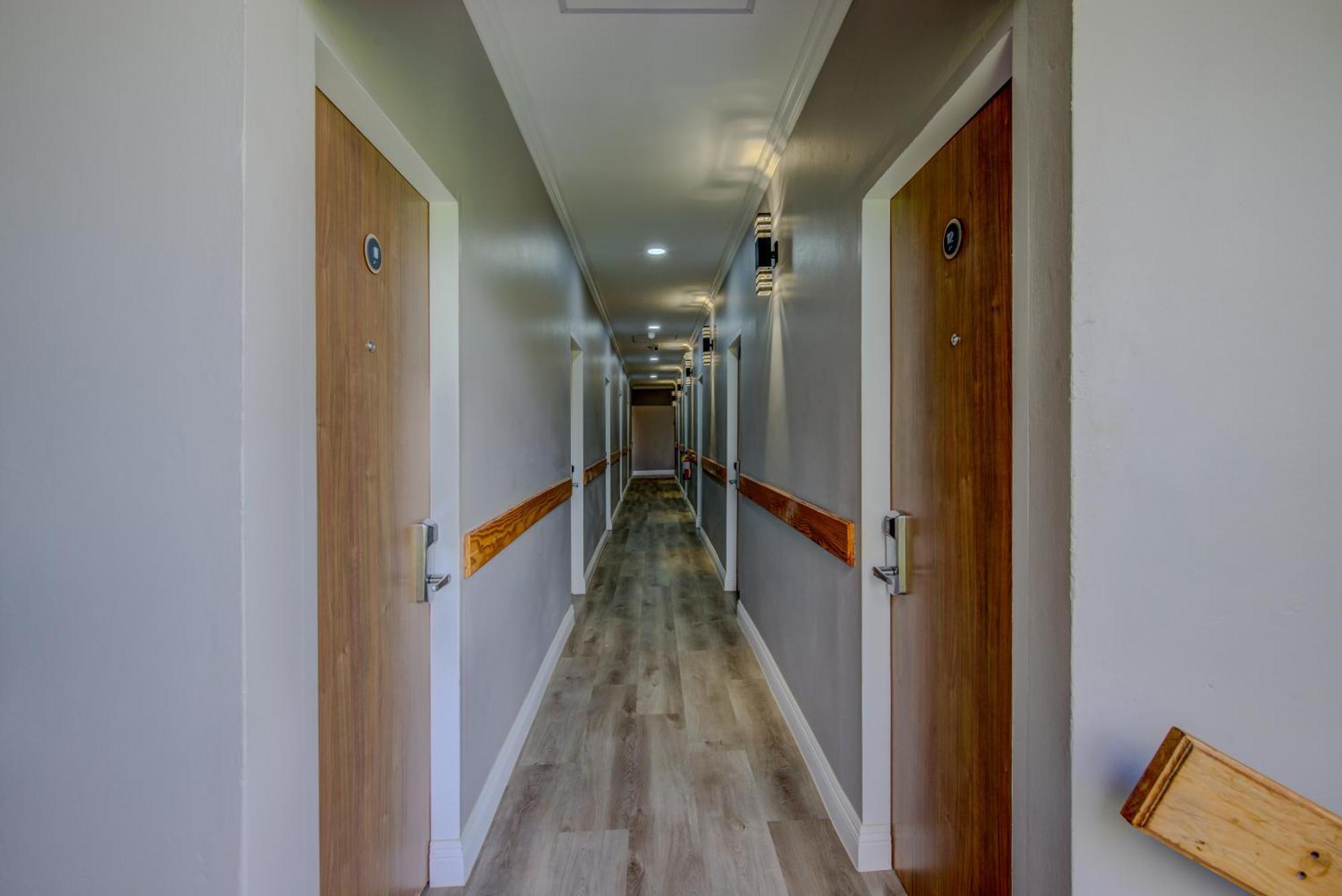 Airport Suites Hotel Piarco Exterior foto
